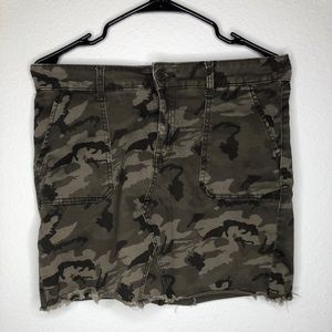 Camo skirt